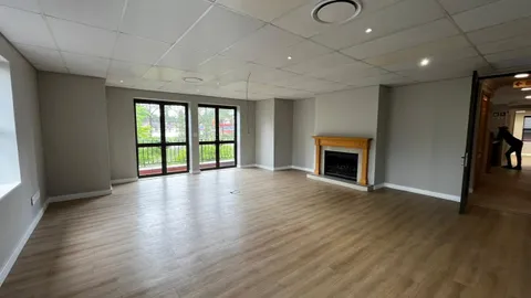 Waterford Office Park, Cnr Witkoppen & Waterford dr, Fourways